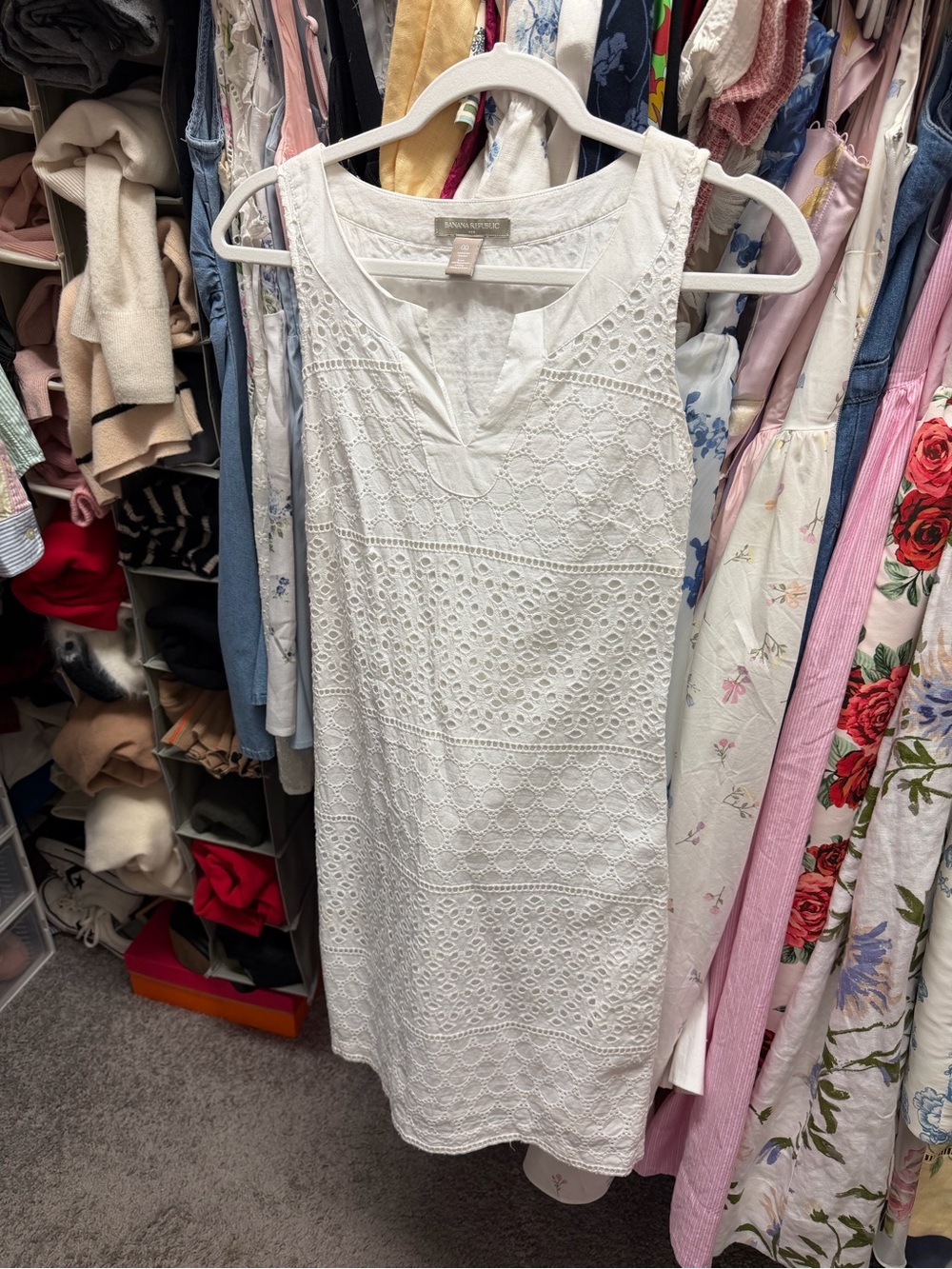 Banana Republic womens White Eyelet Sleeveless Shift Dress size 00P